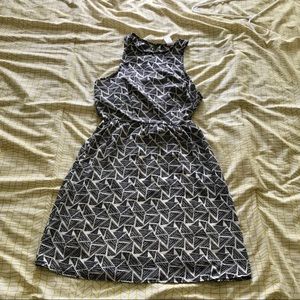 Black and white triangle pattern dress